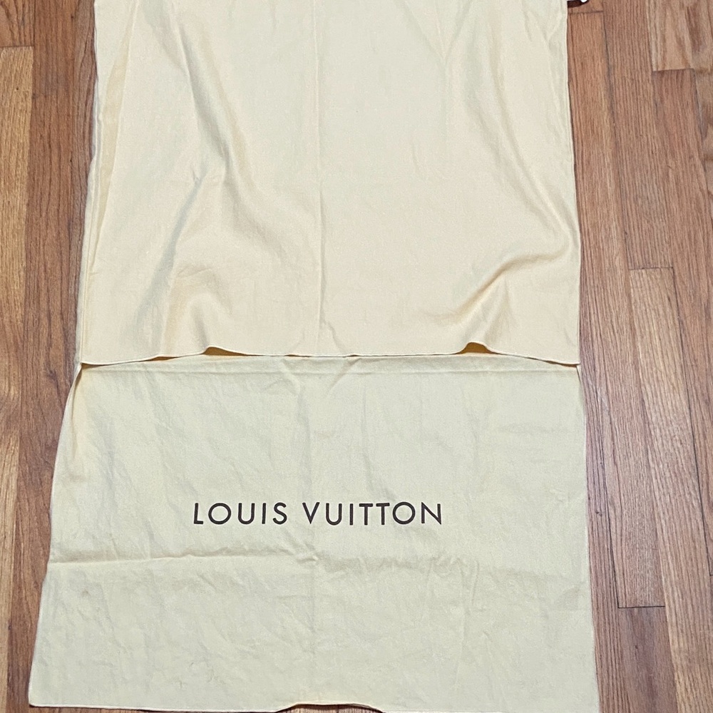 Louis Vuitton Cream Storage Bag